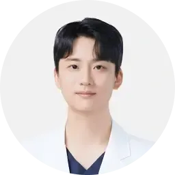 김정효